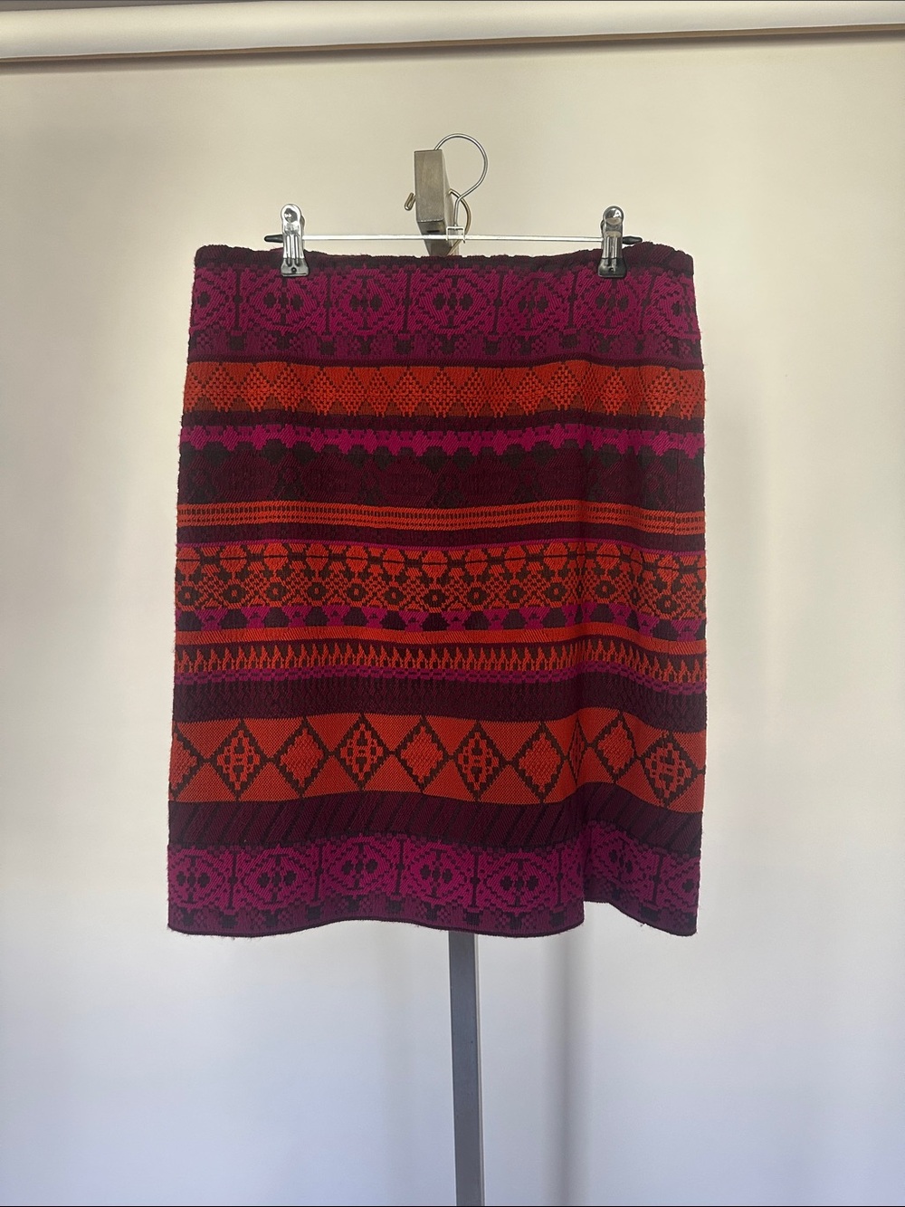 Etcetera size 6 Fair Isle Knit Pencil Skirt in Magenta and Red